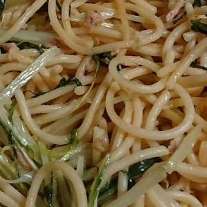 初夏に食べたいツナと水菜のさっぱり和風パスタ